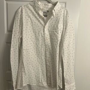 NWOT good fellow white button down poplin shirt size large. Minimal floral print